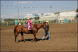 IQ1V0165 (2).JPG